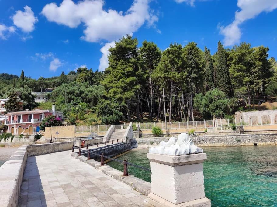 Marianthi Afroditi House In Achillion Woods Villa *