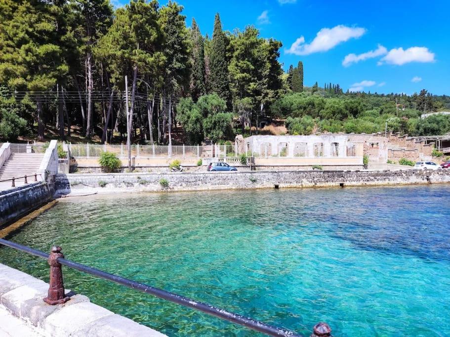 Villa Marianthi Afroditi House In Achillion Woods Achilleion